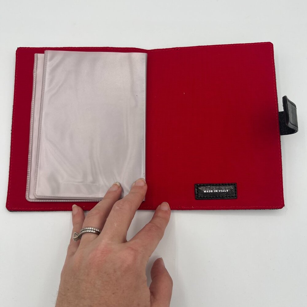 Kate Spade Black & White Photo Album with Leather Trim - Picture 5 of 7